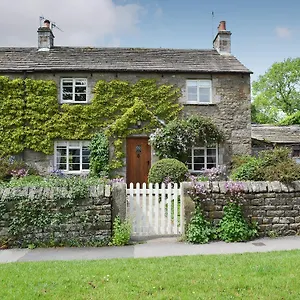  Holiday home Clematis United Kingdom