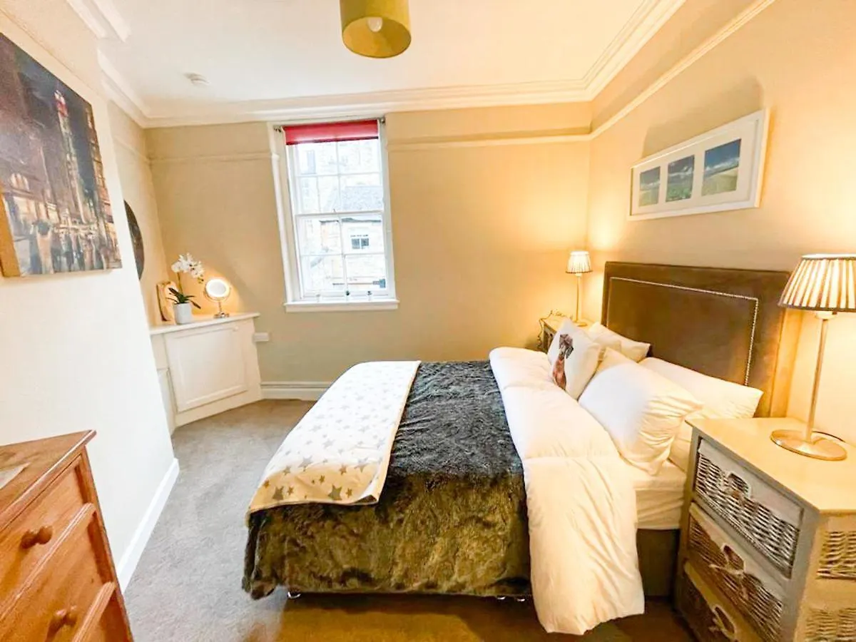 Quaint & Peaceful 1 Bed Central Mews Apt, West End Edinburgh United Kingdom