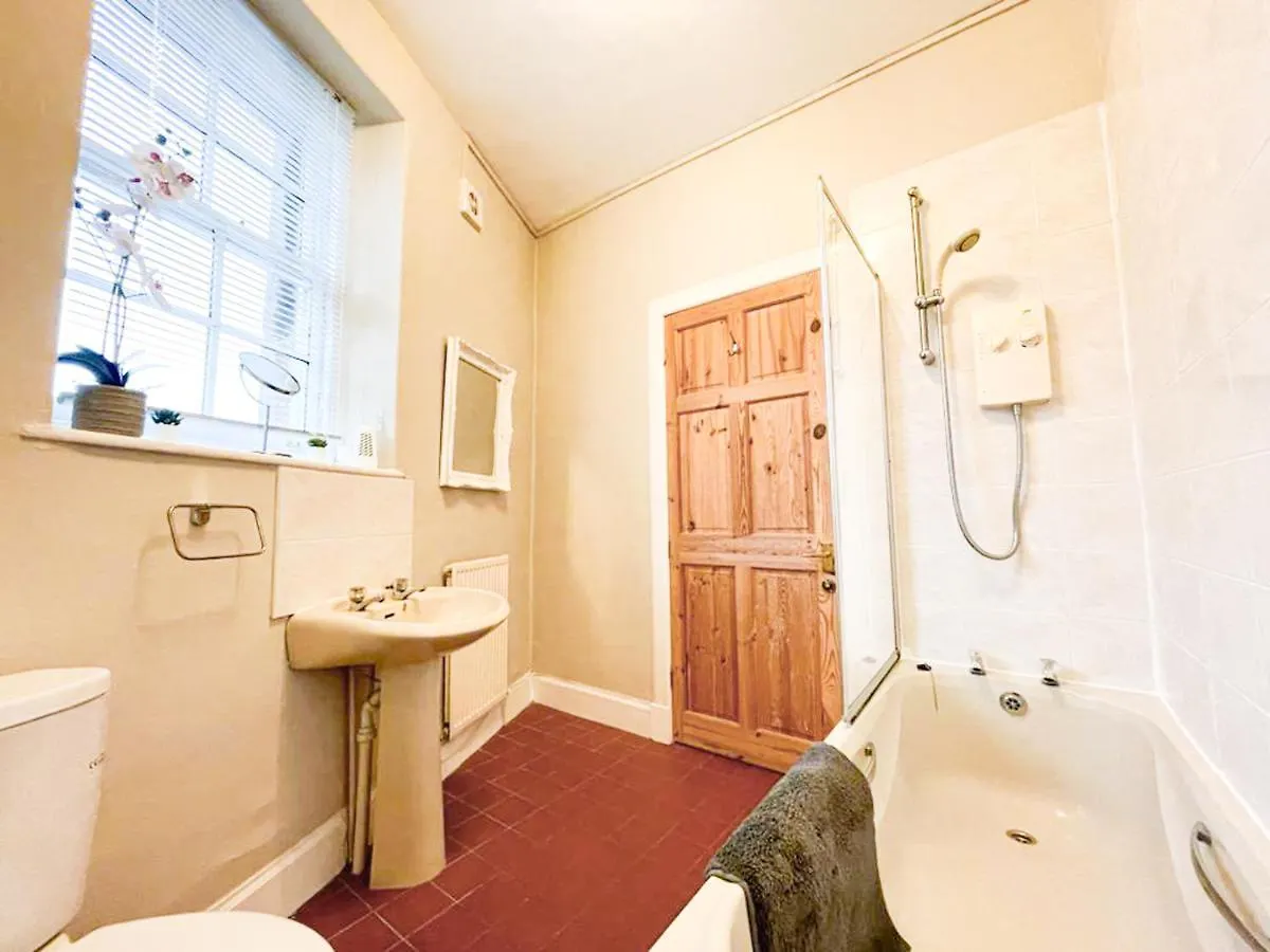 Apartment Quaint & Peaceful 1 Bed Central Mews Apt, West End Edinburgh United Kingdom